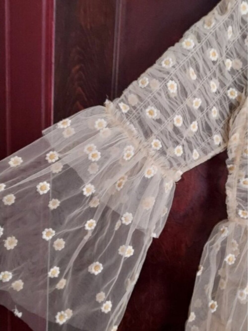 RARE DOEN Lennox Daisy Dress - Picture 3 of 8